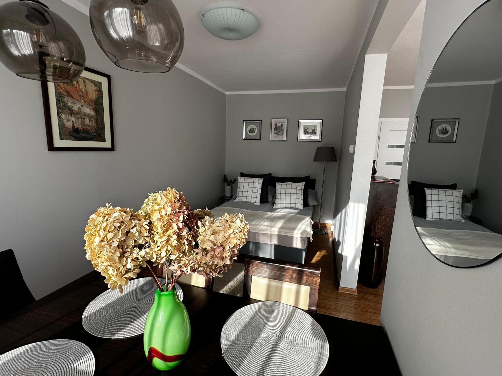 Modrzewiowa Apartment *